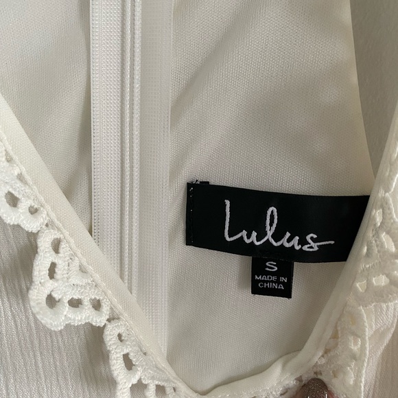 Lulus maxi dress with cut out details - Picture 4 of 4